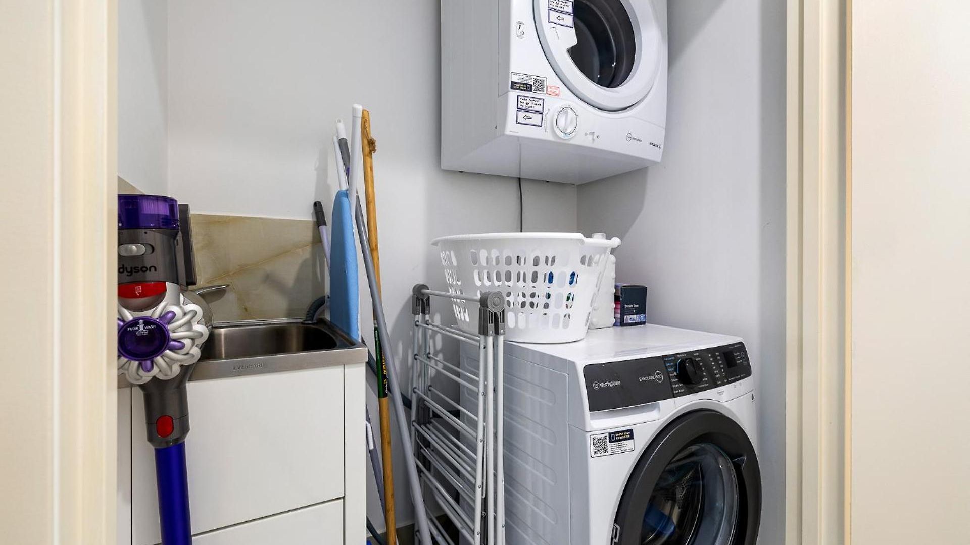 Spacious 2 Bedroom In Woolloongabba Apartment Brisbane