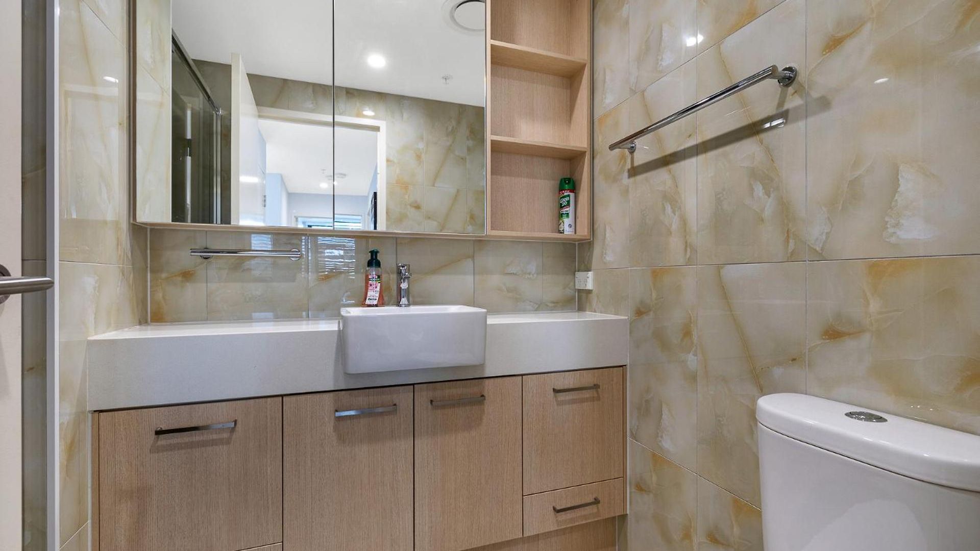 Spacious 2 Bedroom In Woolloongabba Apartment