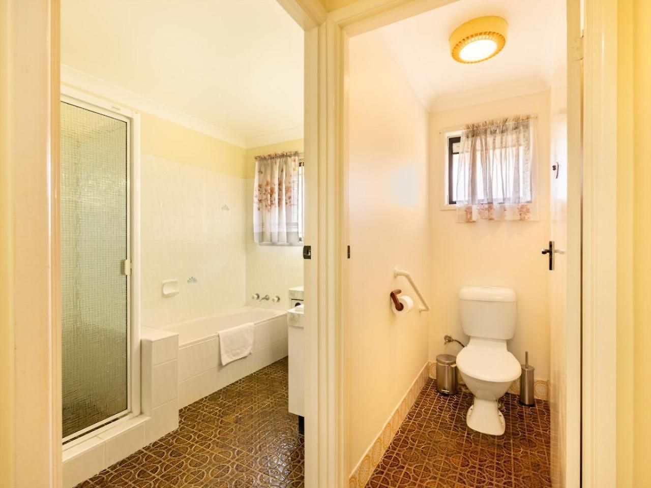 Steps From Mall Super Convenient 3br Cozy House