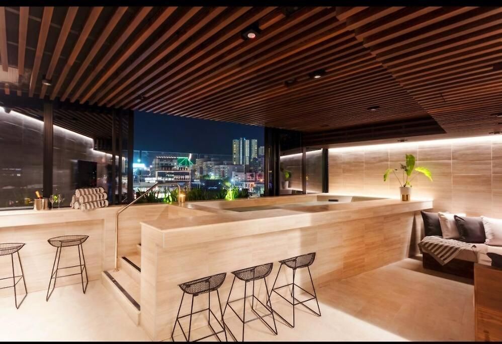 Apartment Radiance Rnr *