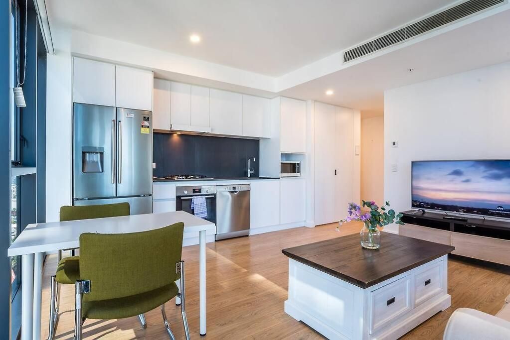 Convenient One-bedroom In Area Apartment Brisbane