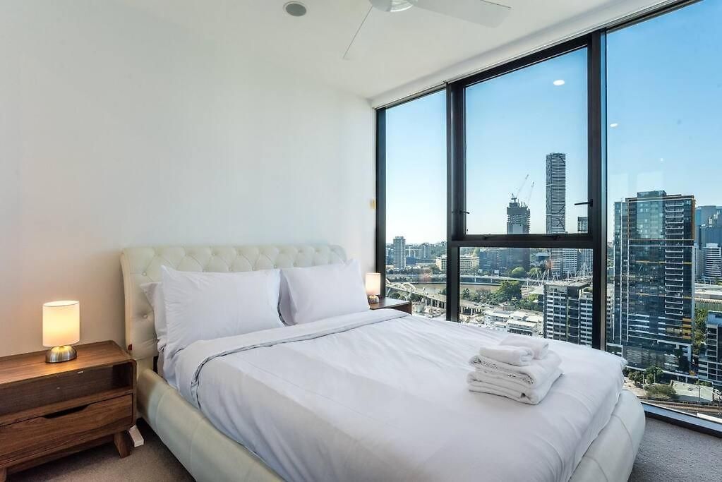 Convenient One-bedroom In Area Apartment Brisbane