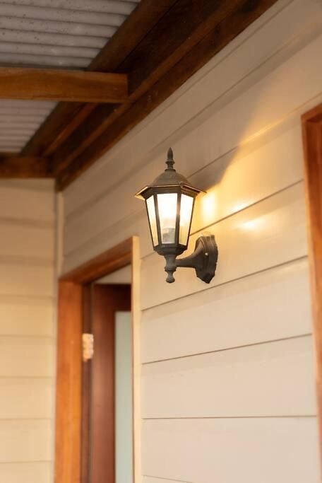 House Of Fairy Wren -charming Queenslander Mins Drive To Cbd And Gabba Stadium! Holiday home