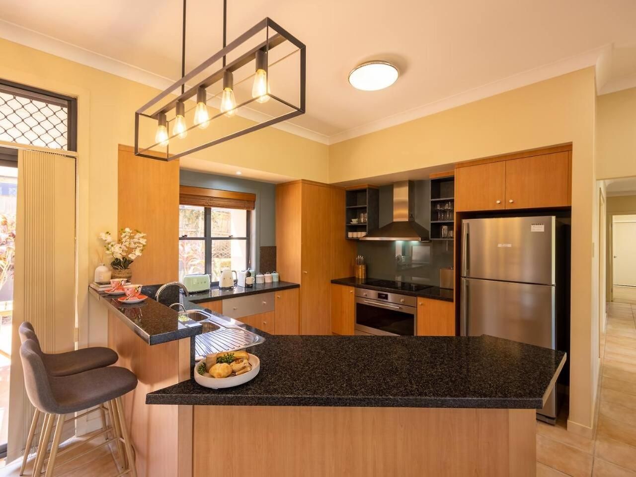 Holiday home Bauhaus Design 5 Bedrooms At Carindale *