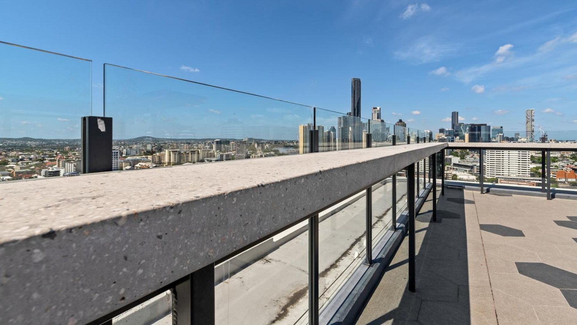 Breathtaking Fortitude Valley Apartment Brisbane