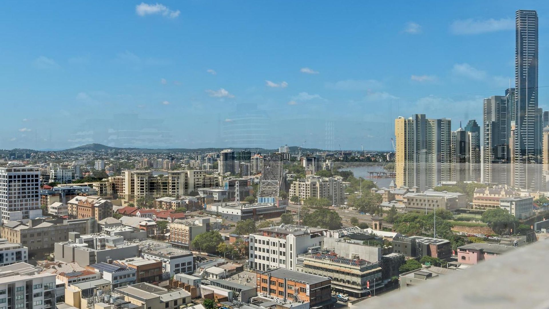 Breathtaking Fortitude Valley Apartment *