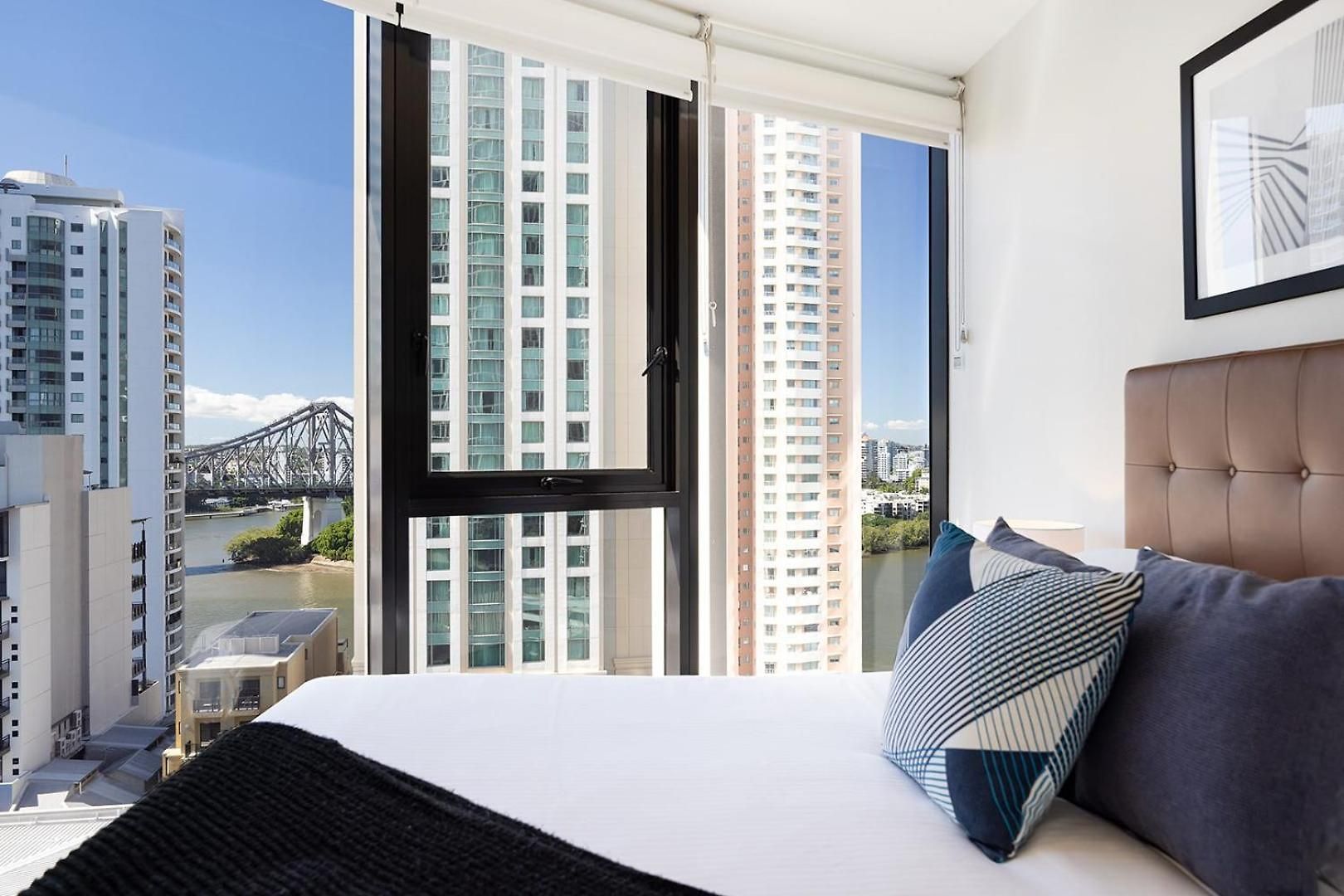 Rooftop Pool Stunning Queen Street Apartment Brisbane