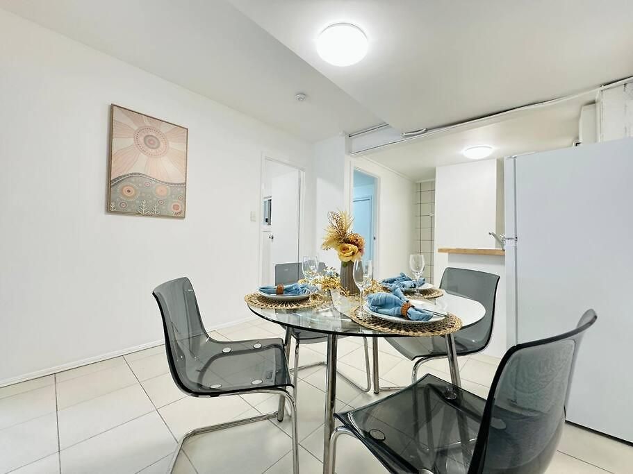 Holiday home Simple & Budget-friendly Cozy 2-bedroom Brisbane