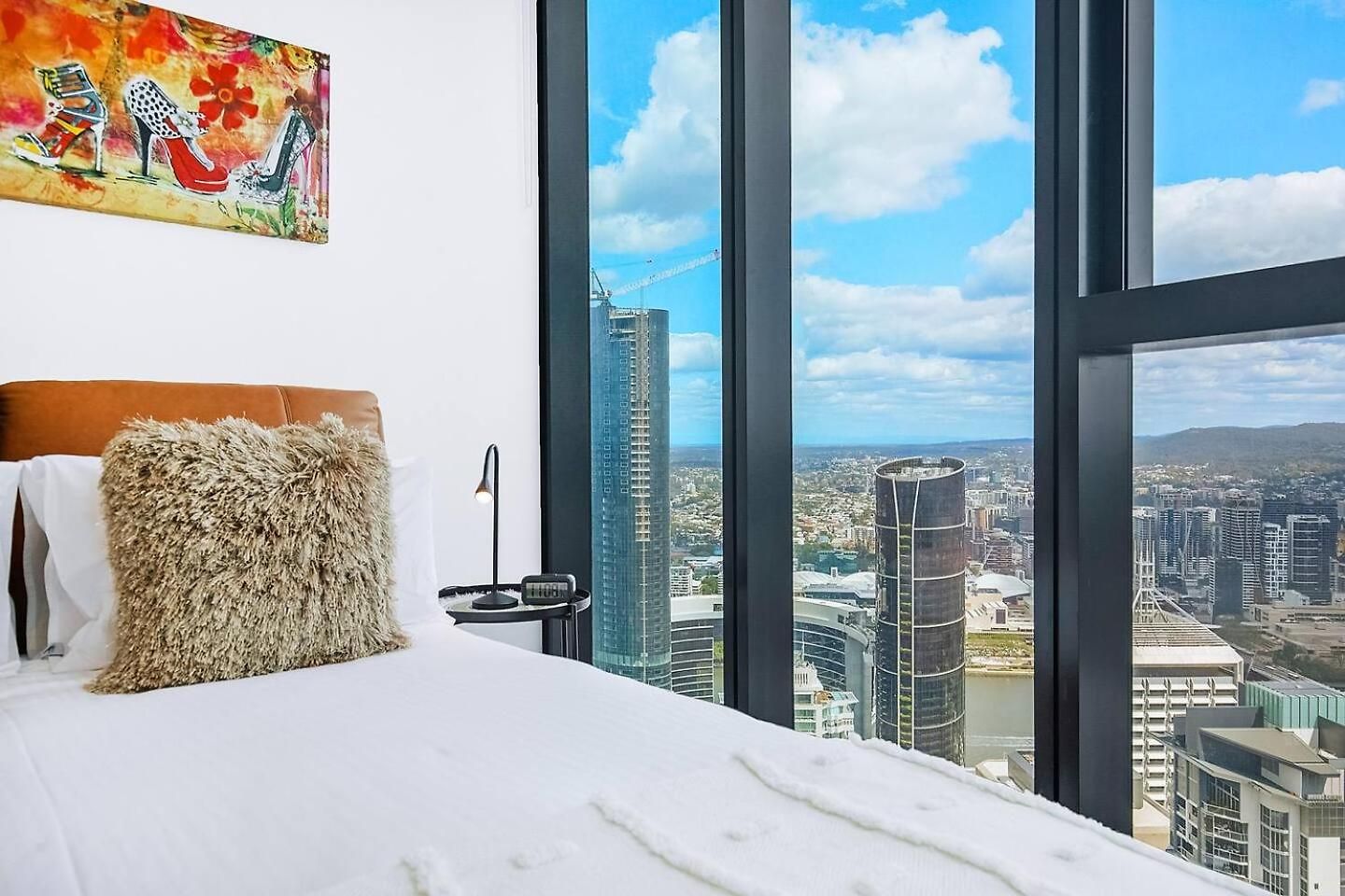 Margaret In The Sky - An Exceptional Urban Retreat *