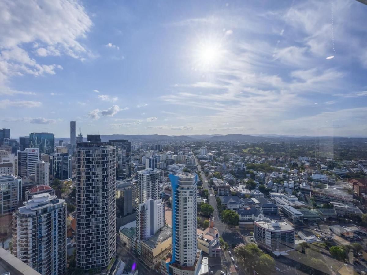 Luxury 3br Stunning Skyline-river-view At Cbd Apartment