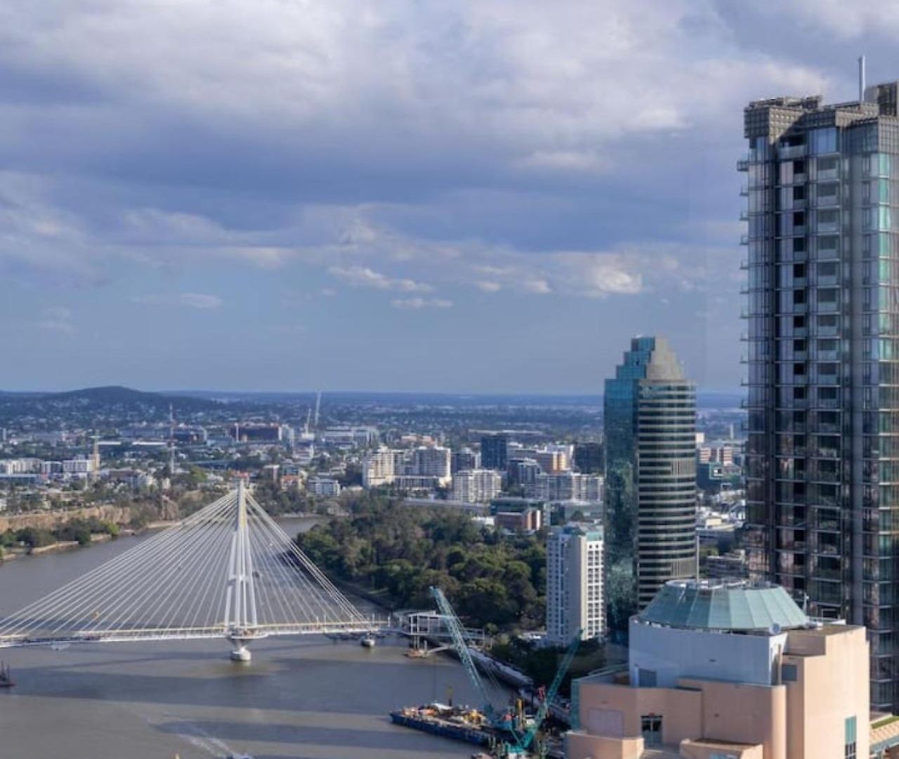 Apartment Luxury 3br Stunning Skyline-river-view At Cbd *