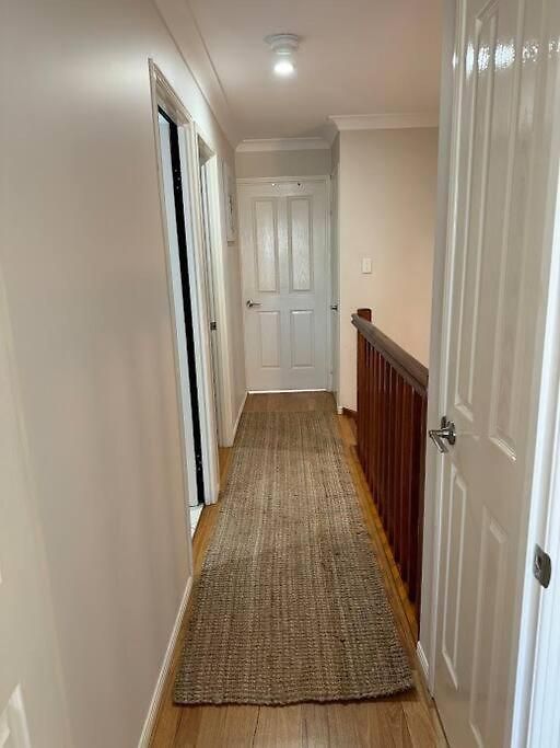 Stylish & Elegant 2-br Townhouse In Wilston Holiday home