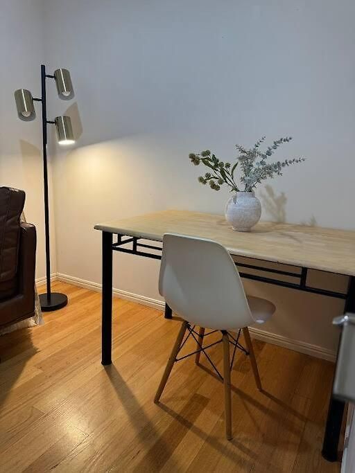 Stylish & Elegant 2-br Townhouse In Wilston * Brisbane