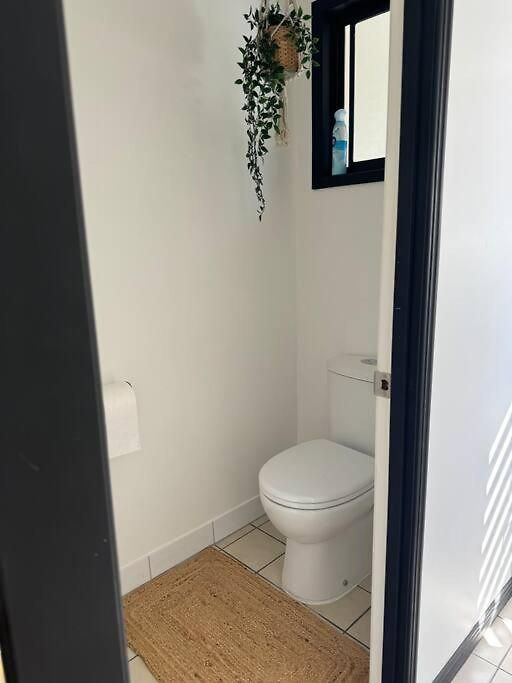 Stylish & Elegant 2-br Townhouse In Wilston Holiday home