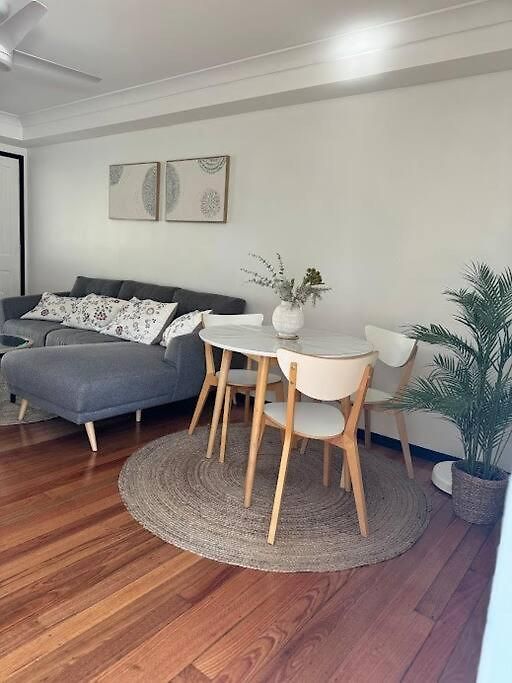 Holiday home Stylish & Elegant 2-br Townhouse In Wilston