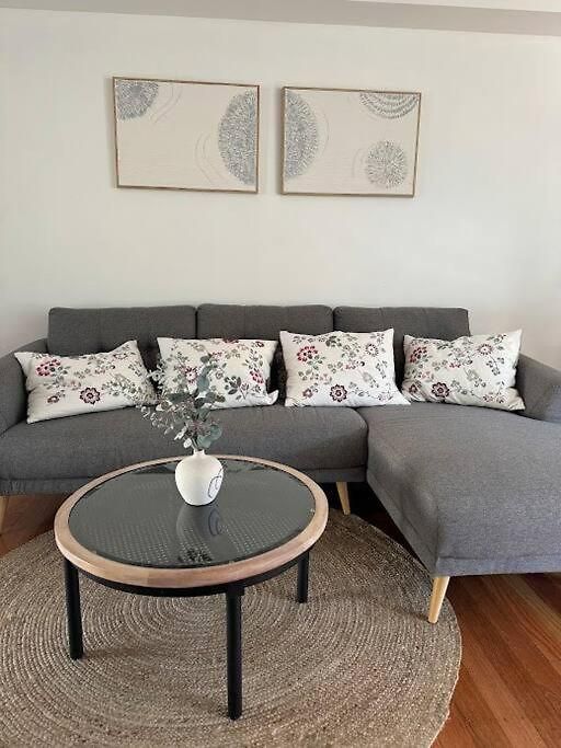 Stylish & Elegant 2-br Townhouse In Wilston Brisbane