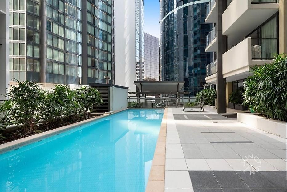 Cbd Luxury With River & Botanic Garden Views From Spacious Balcony Apartment Brisbane