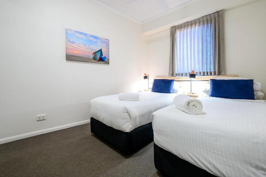 Cbd Luxury With River & Botanic Garden Views From Spacious Balcony Apartment Brisbane
