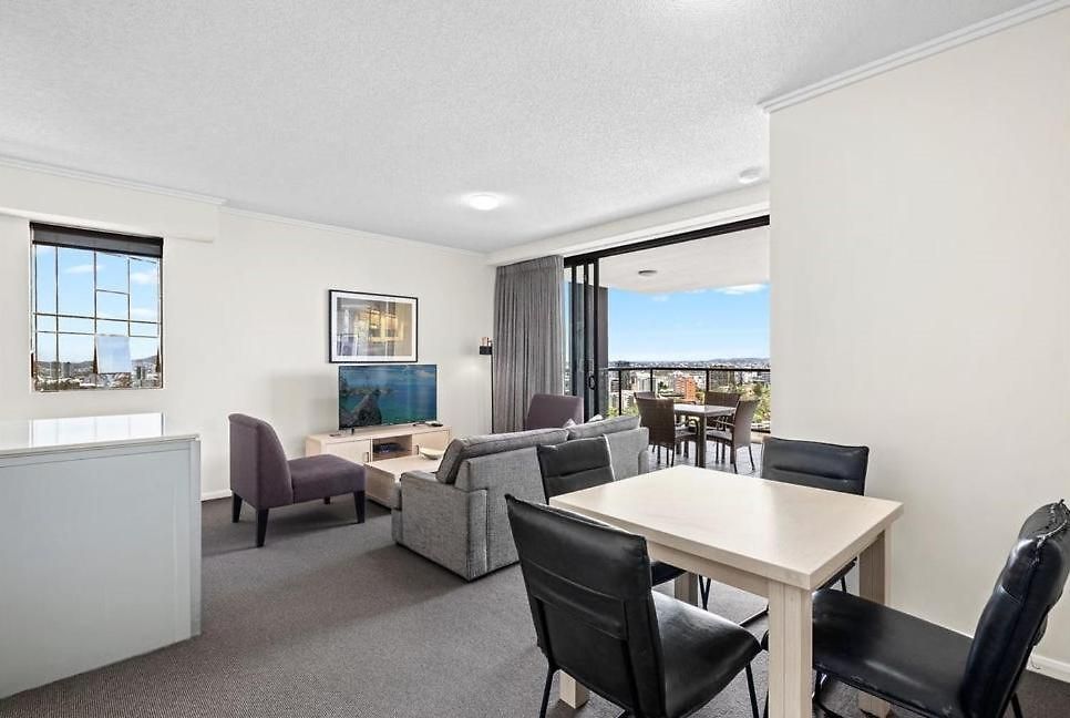 Cbd Luxury With River & Botanic Garden Views From Spacious Balcony Apartment *