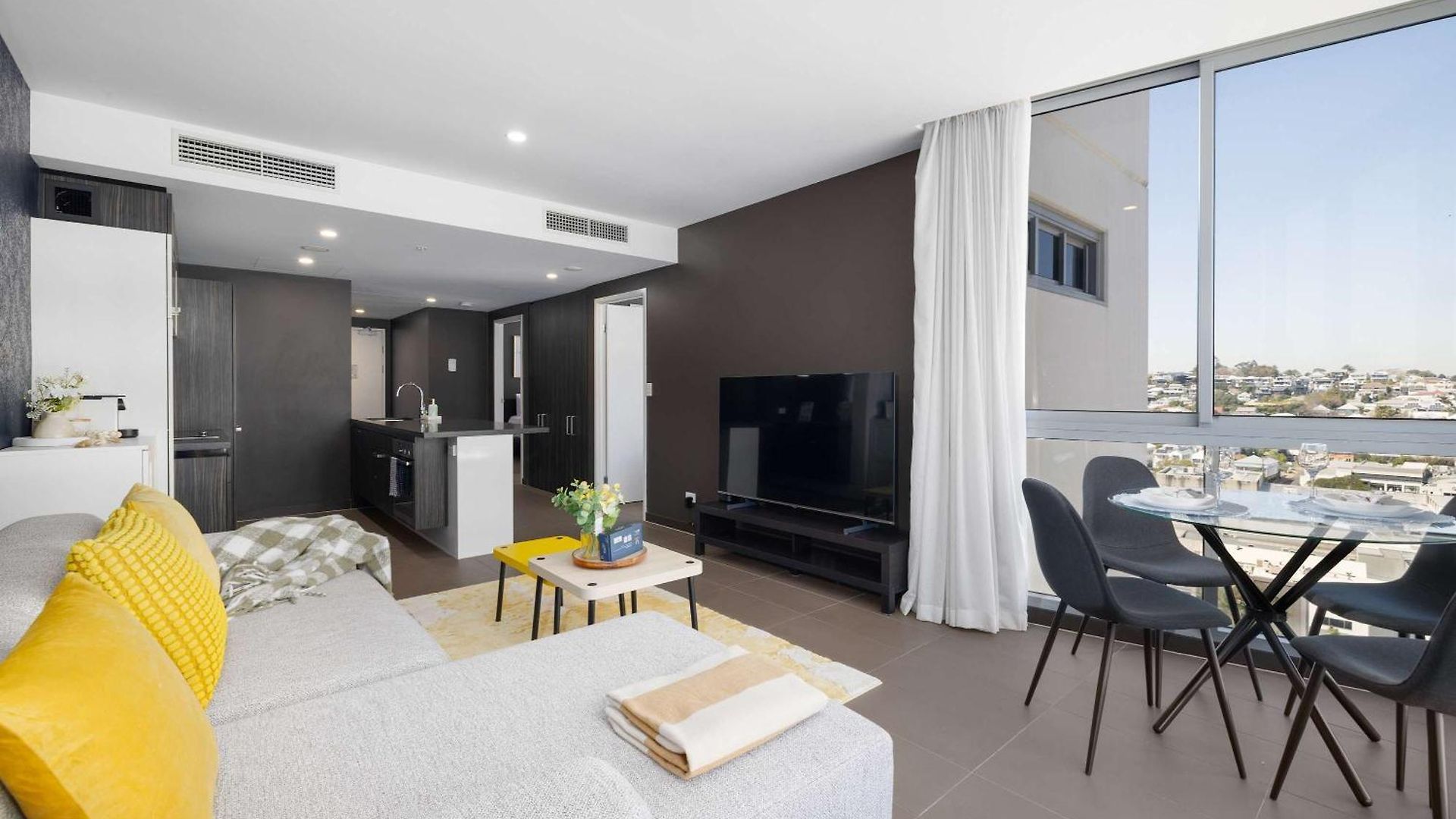 Apartment Elegant 2br Haven In The Trendy Fortitude Valley Brisbane