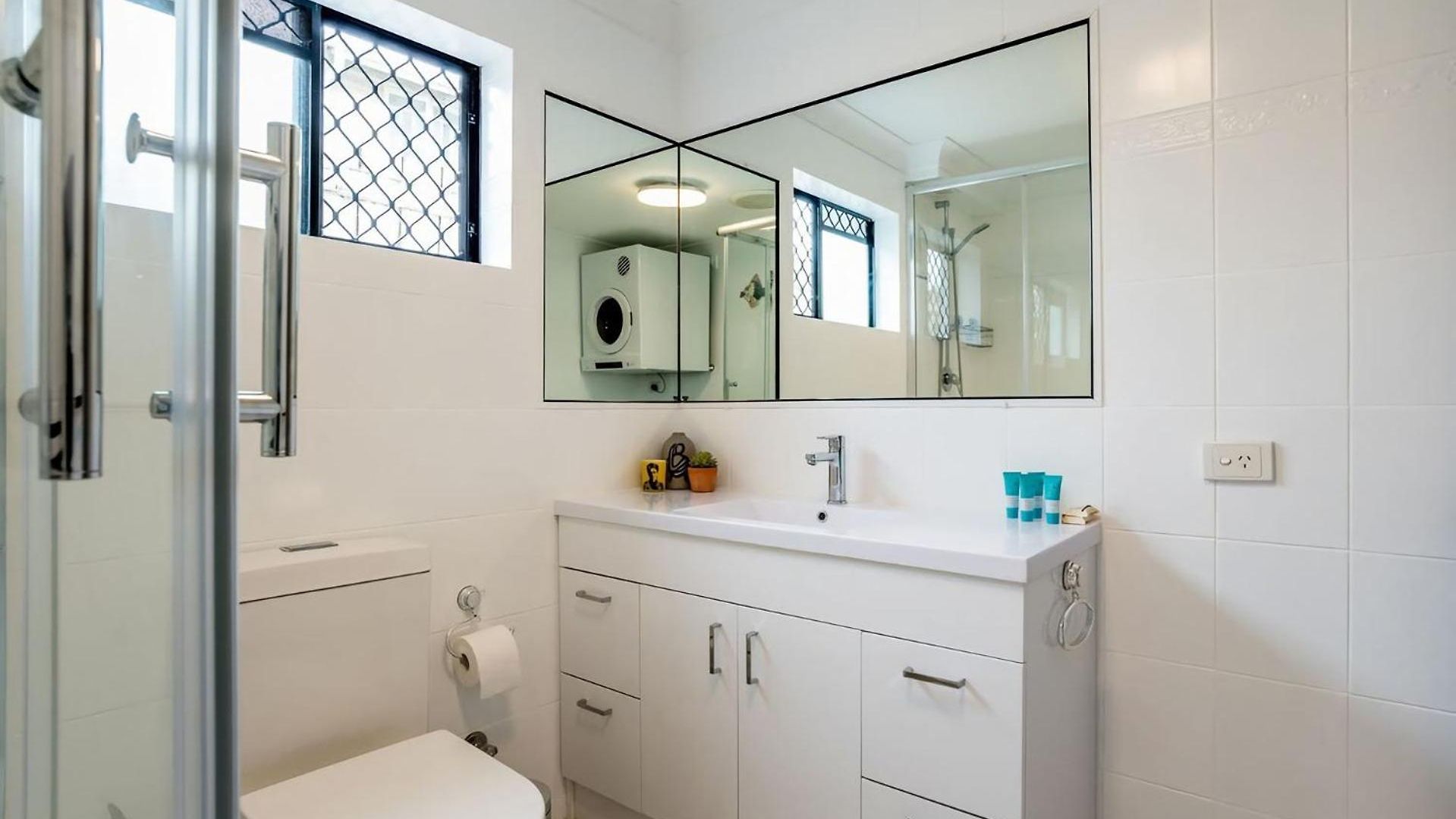 Coastal Calm At Plumeria Place Guest house Brisbane