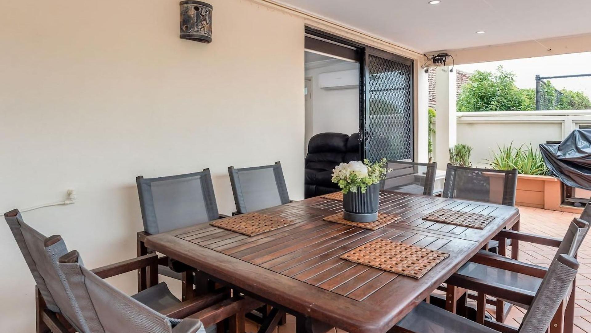 Coastal Calm At Plumeria Place Guest house 4*