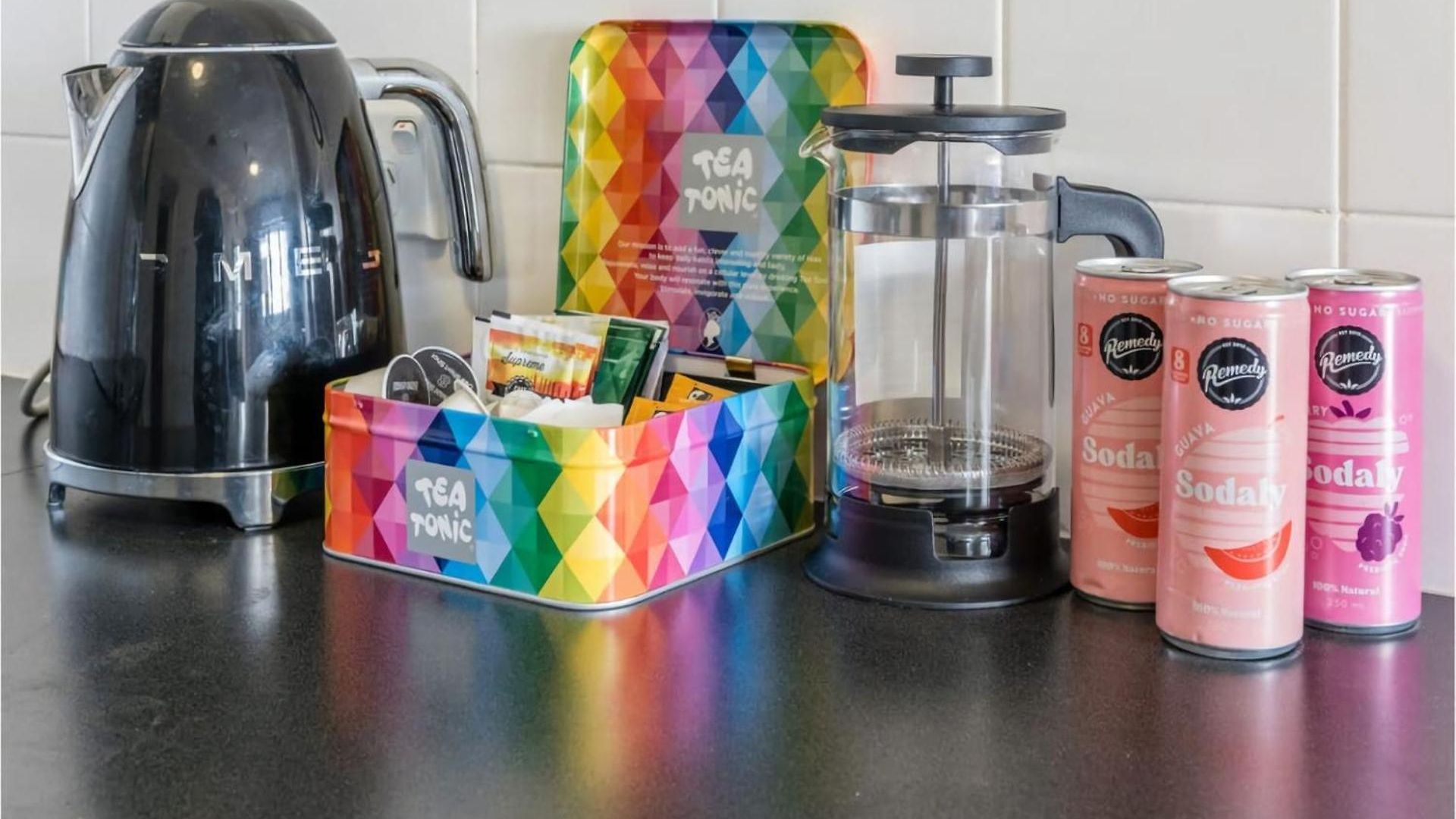 Apartment Chic Escape Fortitude Valley Rooftop Amenities