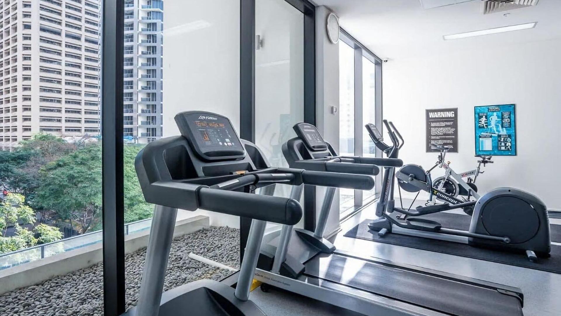Skyview Pool, Gym & Views * Brisbane
