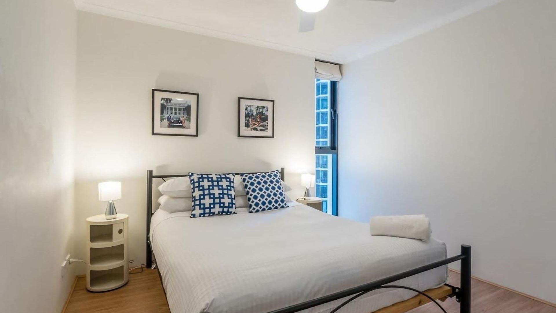 Skyview Pool, Gym & Views Apartment