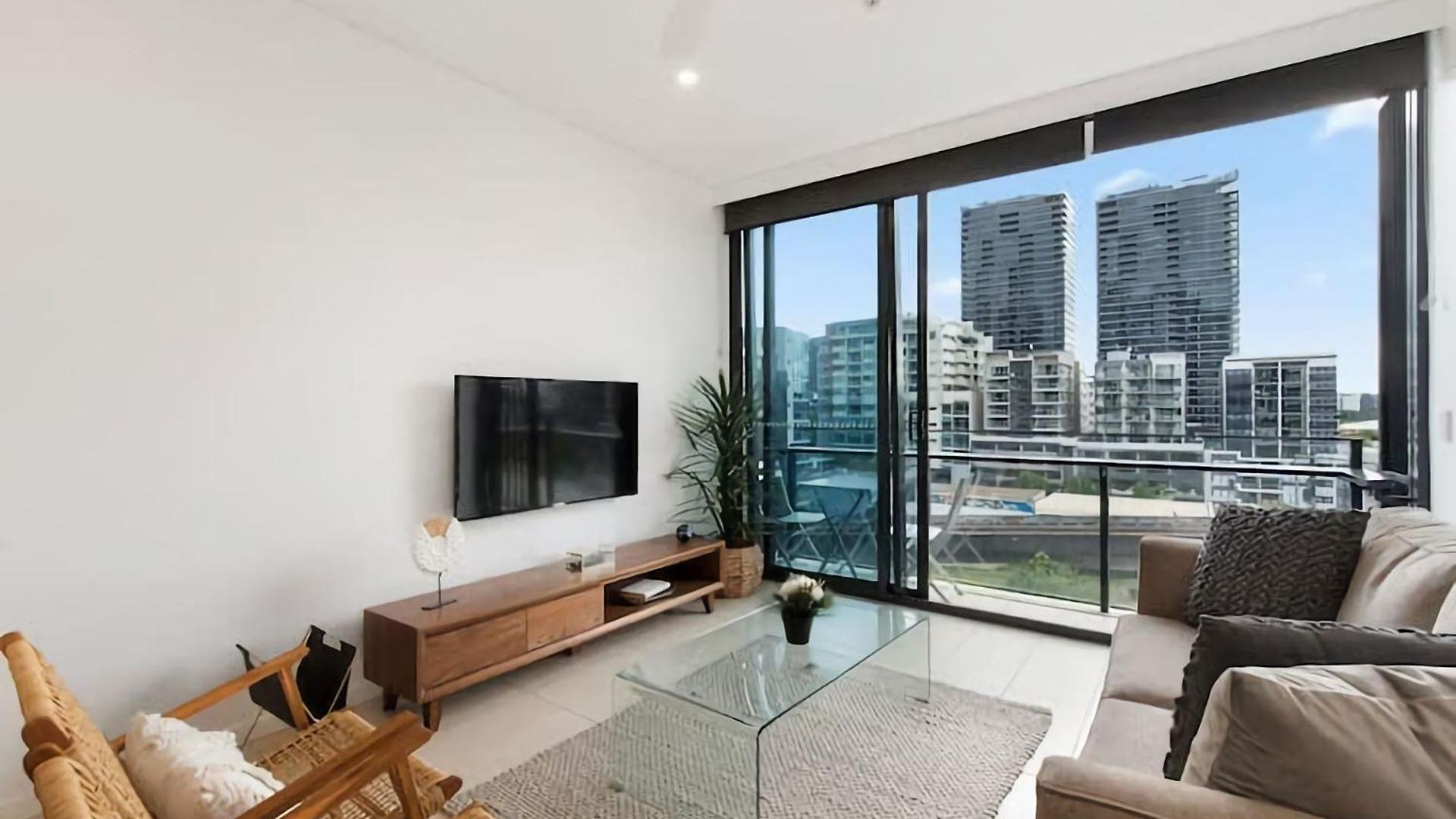 South Bank Skyview Pool & Gym Access * Brisbane