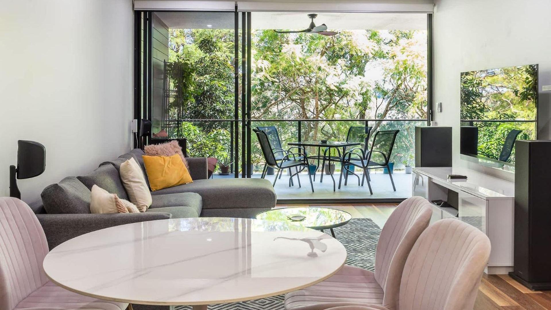Apartment Stones Corner Vista Brisbane