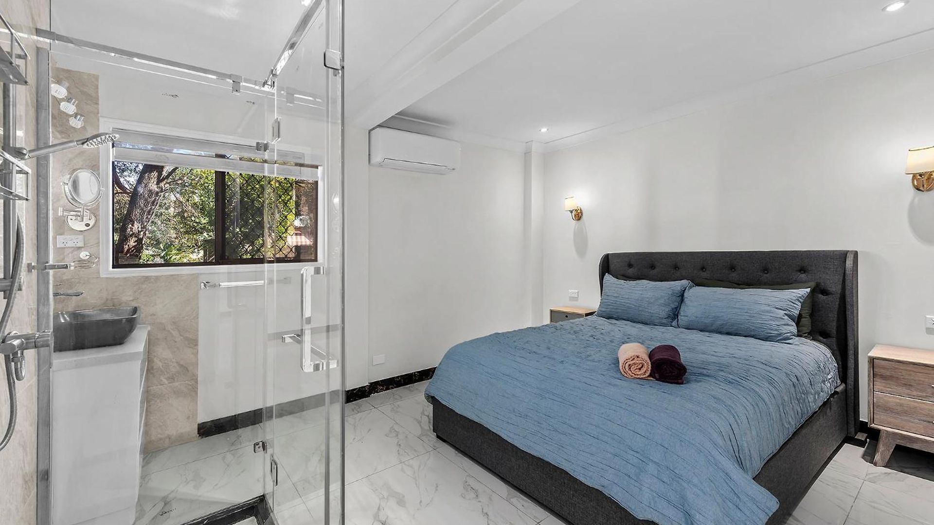 Luxury Living 2b2b In Southern Parking Brisbane