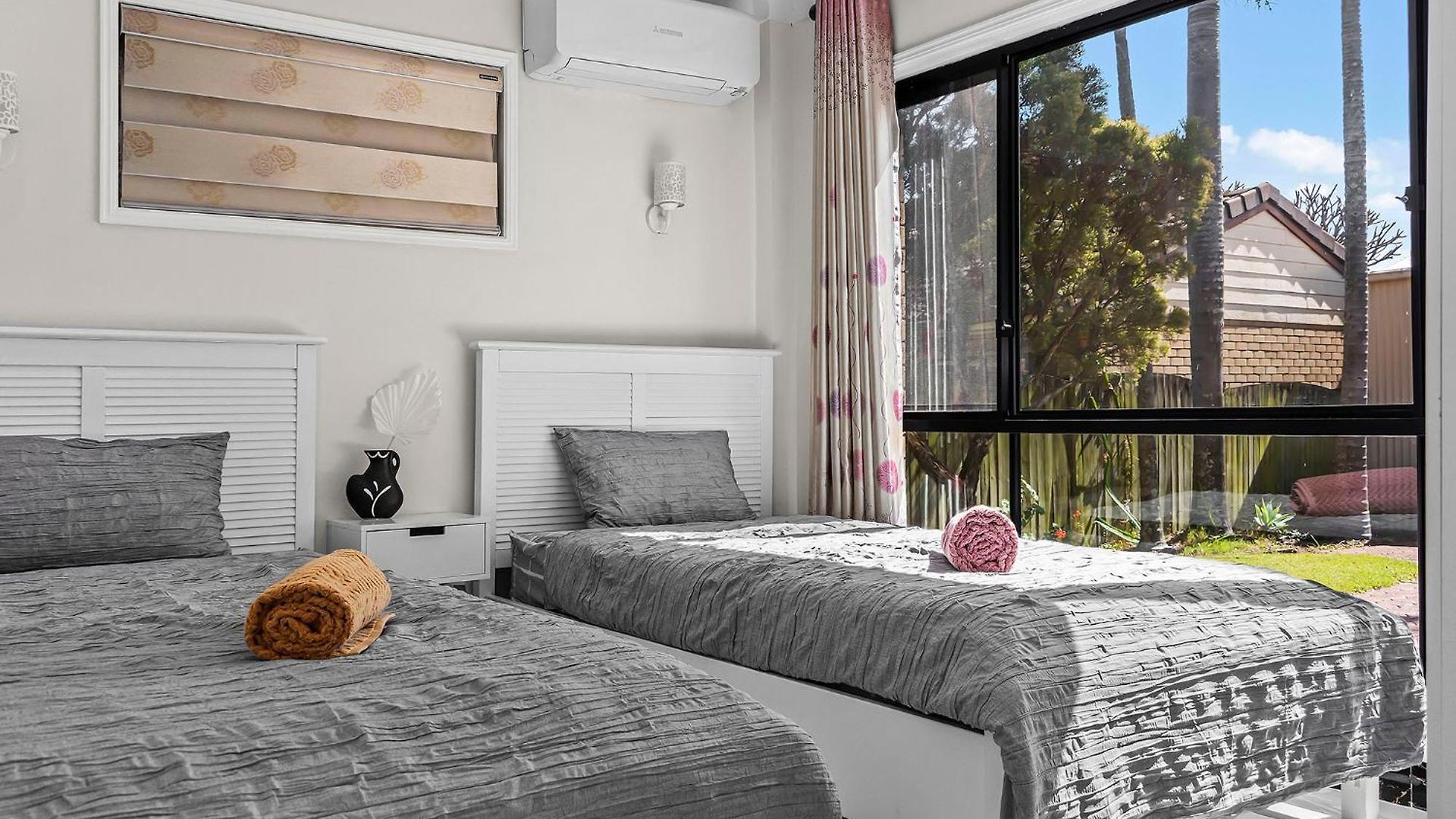 Holiday home Luxury Living 2b2b In Southern Parking