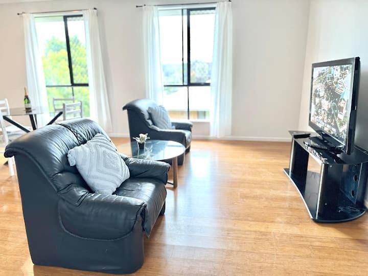 16b Peaceful Ensuite In Coopers Plains