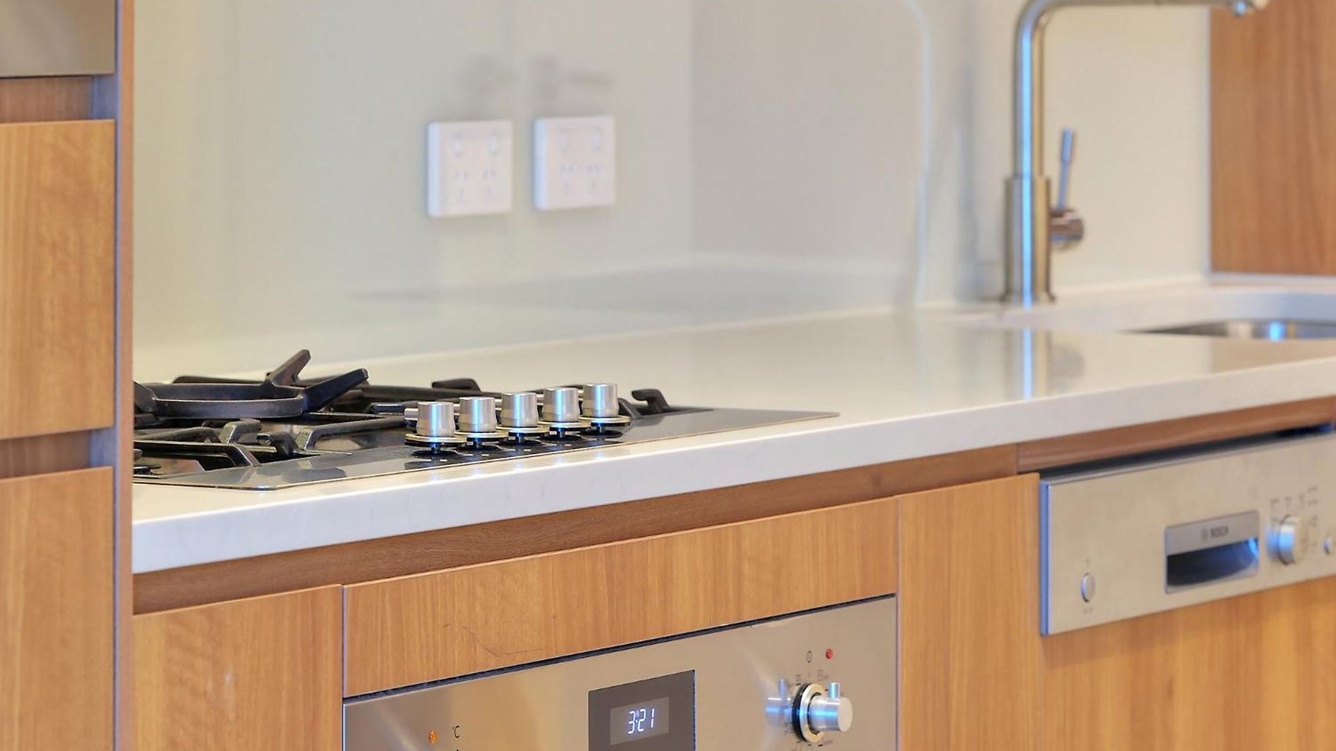 The Gatsby Escape Skytower Luxury Living At Level 71 Apartment