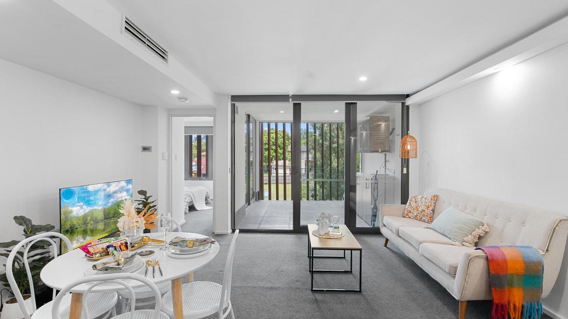 Near Garden City&3km To Qsac Apartment Brisbane