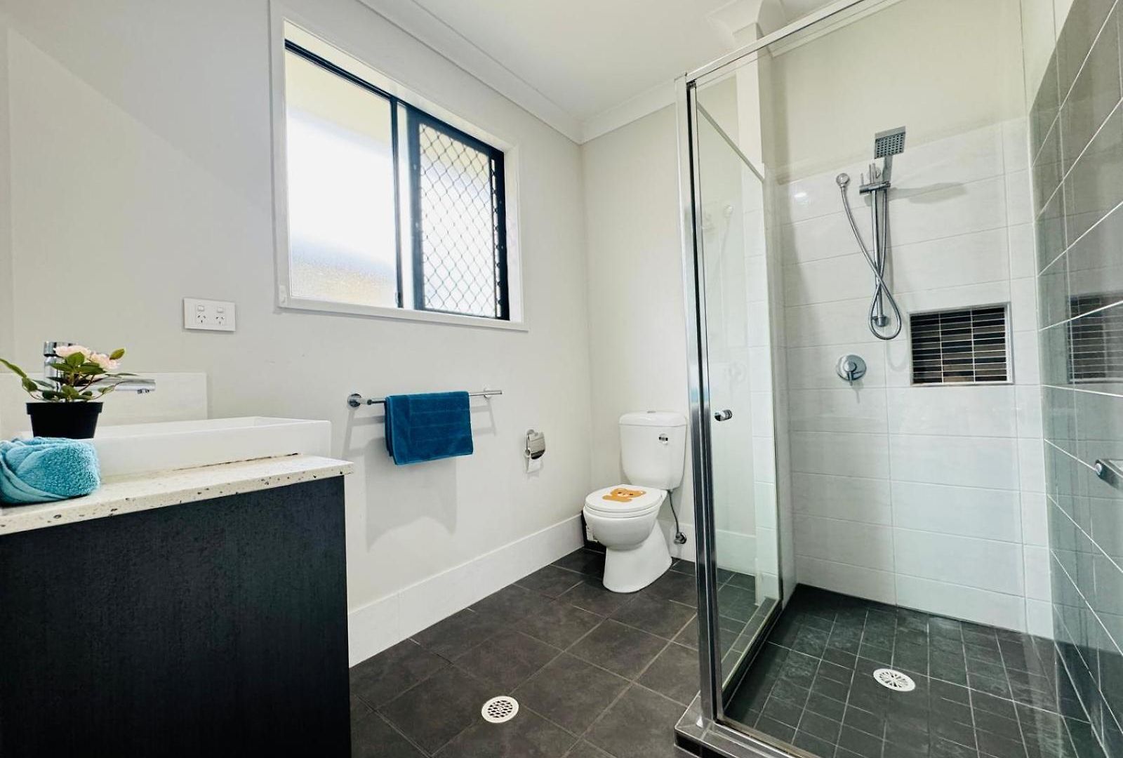 16a Serene Ensuite In Coopers Plains * Brisbane