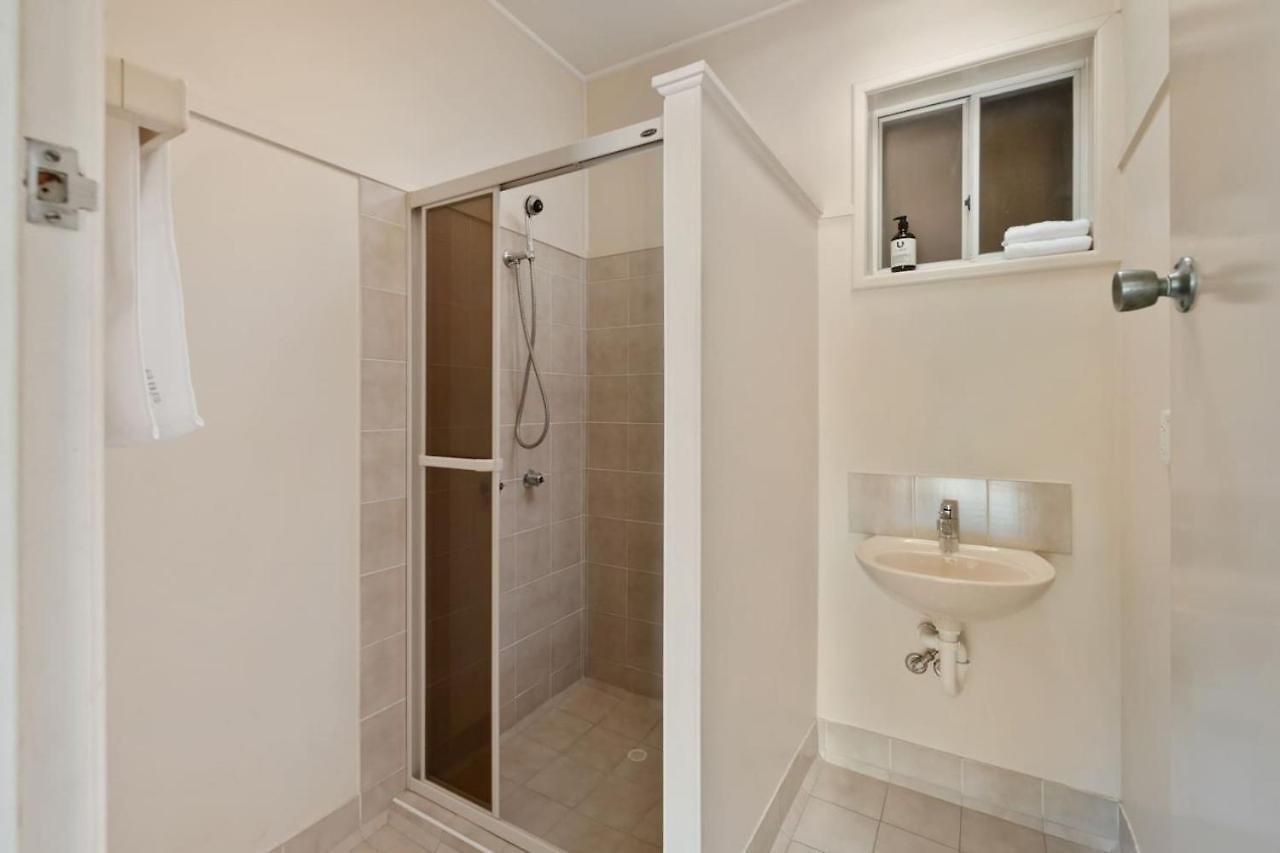 Charming 4br House With Parking Near Sunnybank Holiday home Brisbane