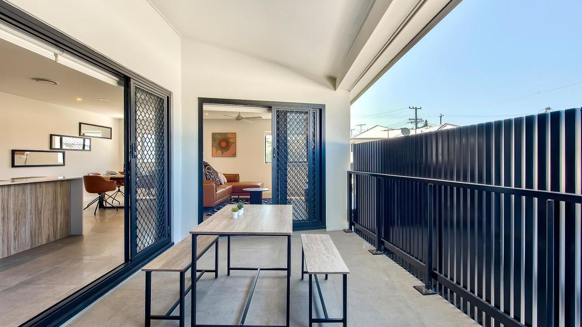3br Floor With Parking, Ev Friendly & Views South *