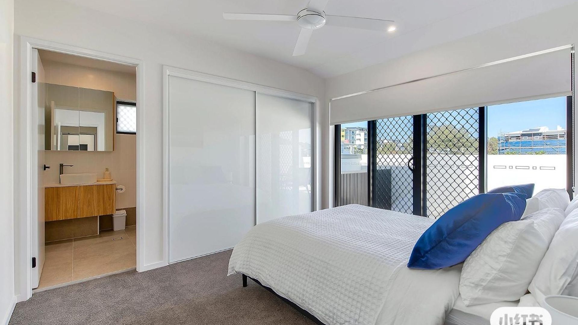 Apartment 3br Floor With Parking, Ev Friendly & Views South