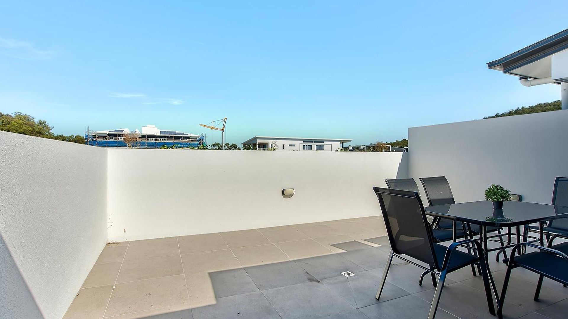 Apartment 3br Floor With Parking, Ev Friendly & Views South Brisbane