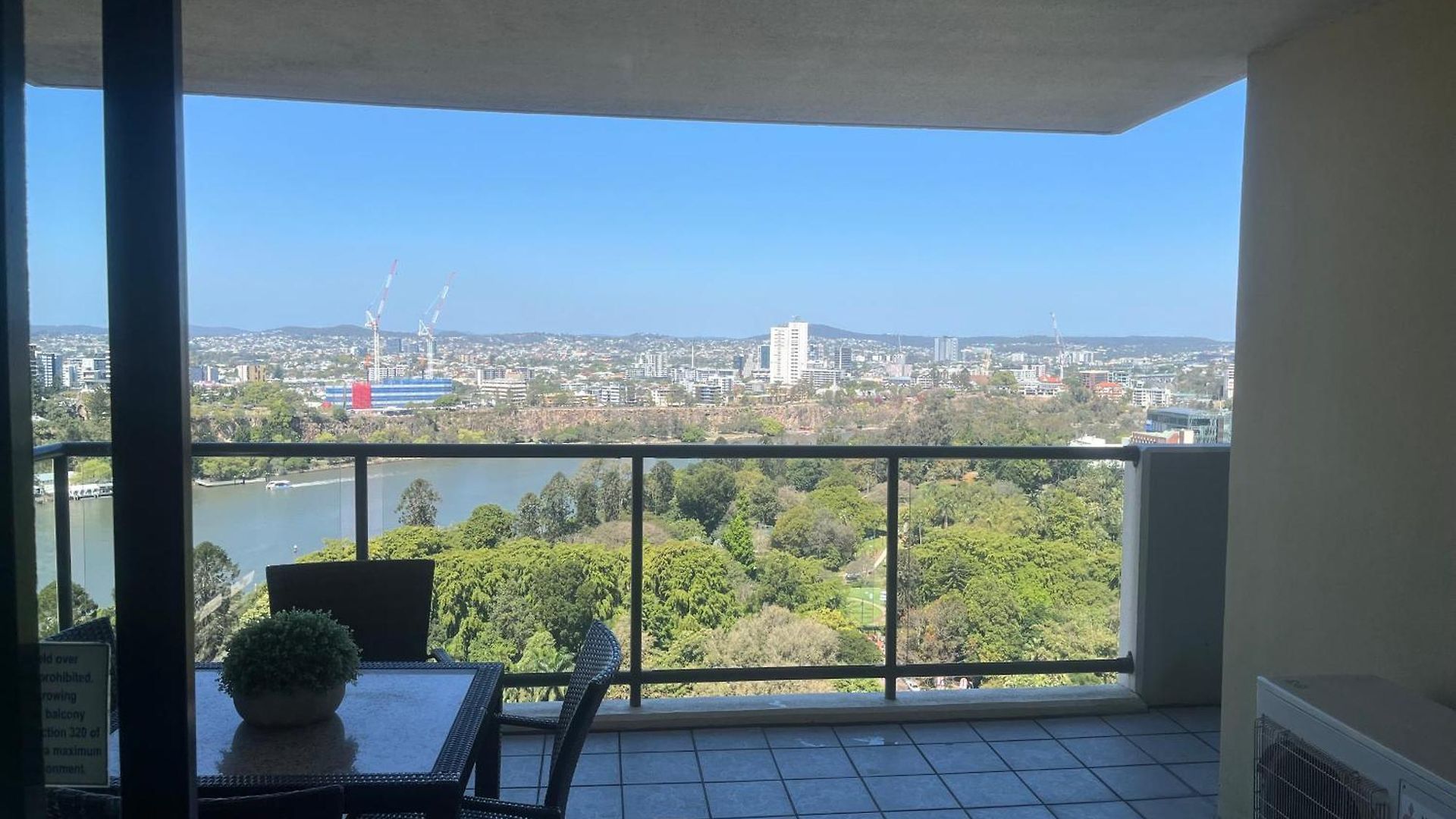 Cbd Luxury With River & Botanic Garden Views From Spacious Balcony