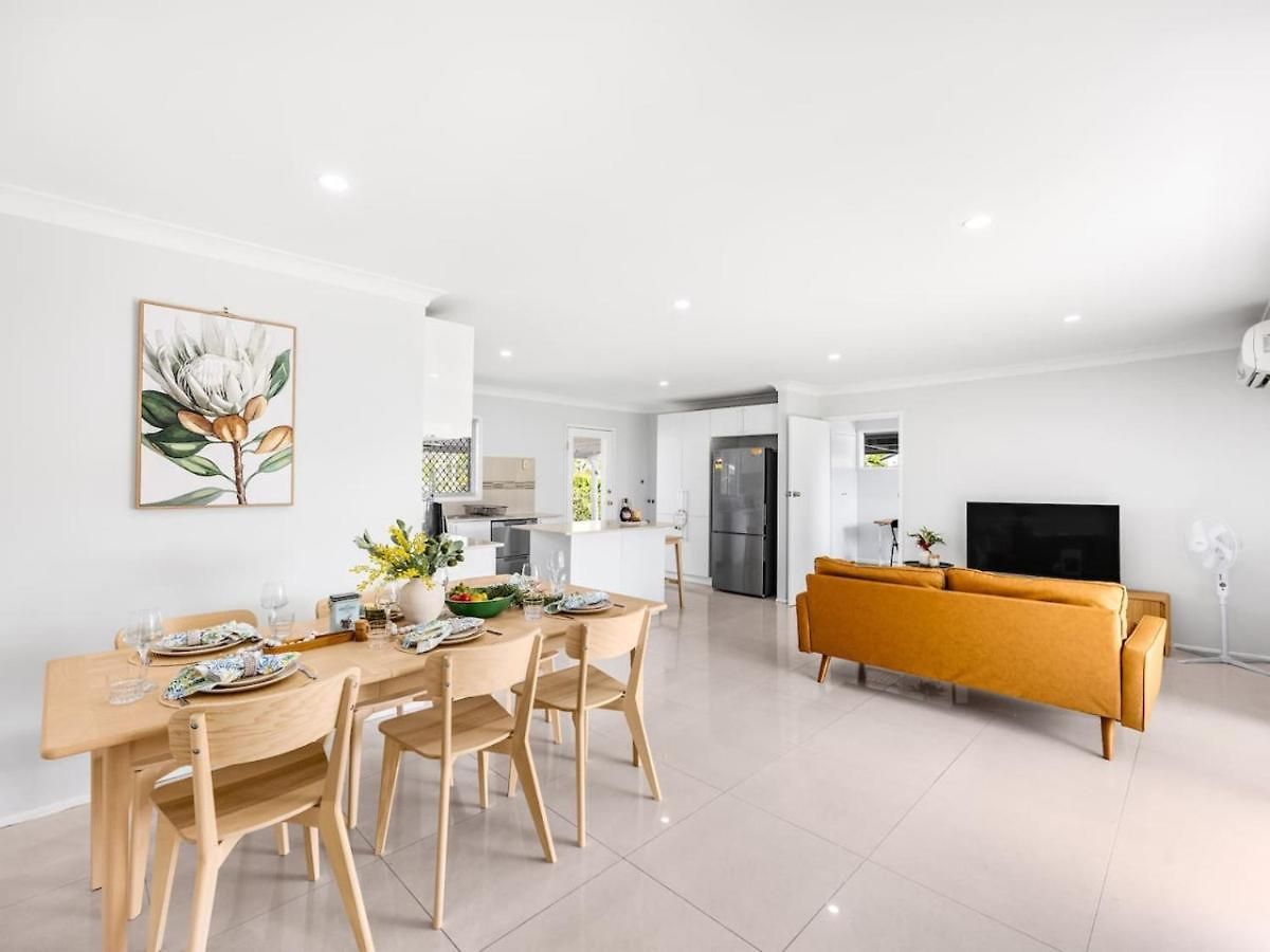 Holiday home Sunnybank 4 Bedrooms Home, Family Friendly