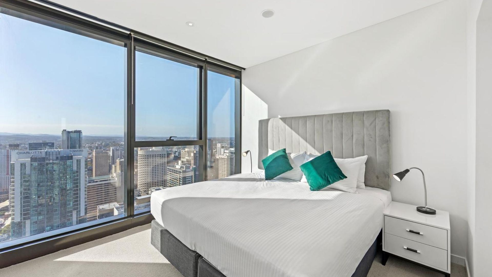 Aparthotel Cllix Skytower