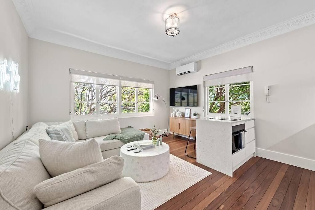 The Ruby - Art Deco 1bed 1bath New Farm *