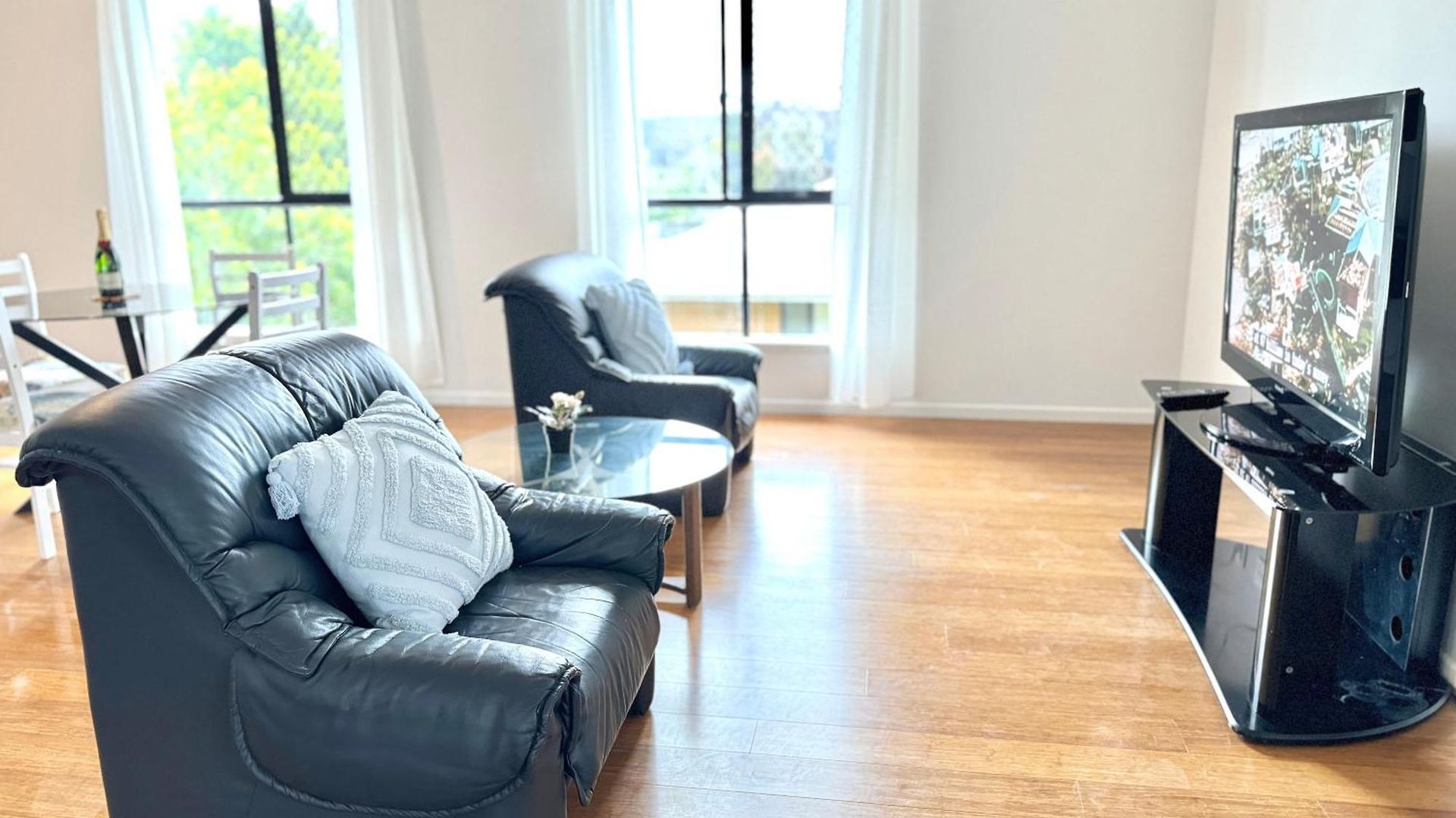Guest house 16c Cozy Ensuite In Coopers Plain 3*