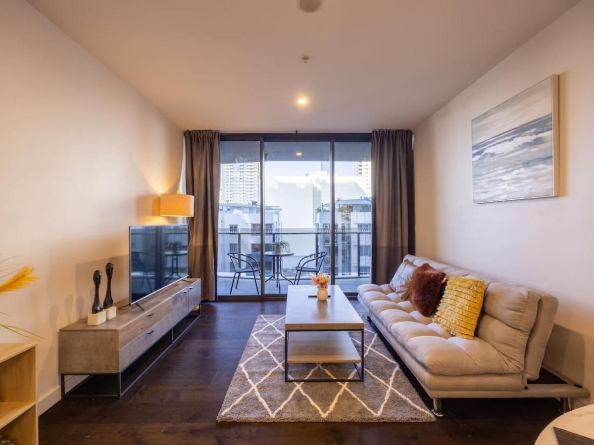 Cbd 3b2b Near Everything With Parking And Balcony Apartment Brisbane