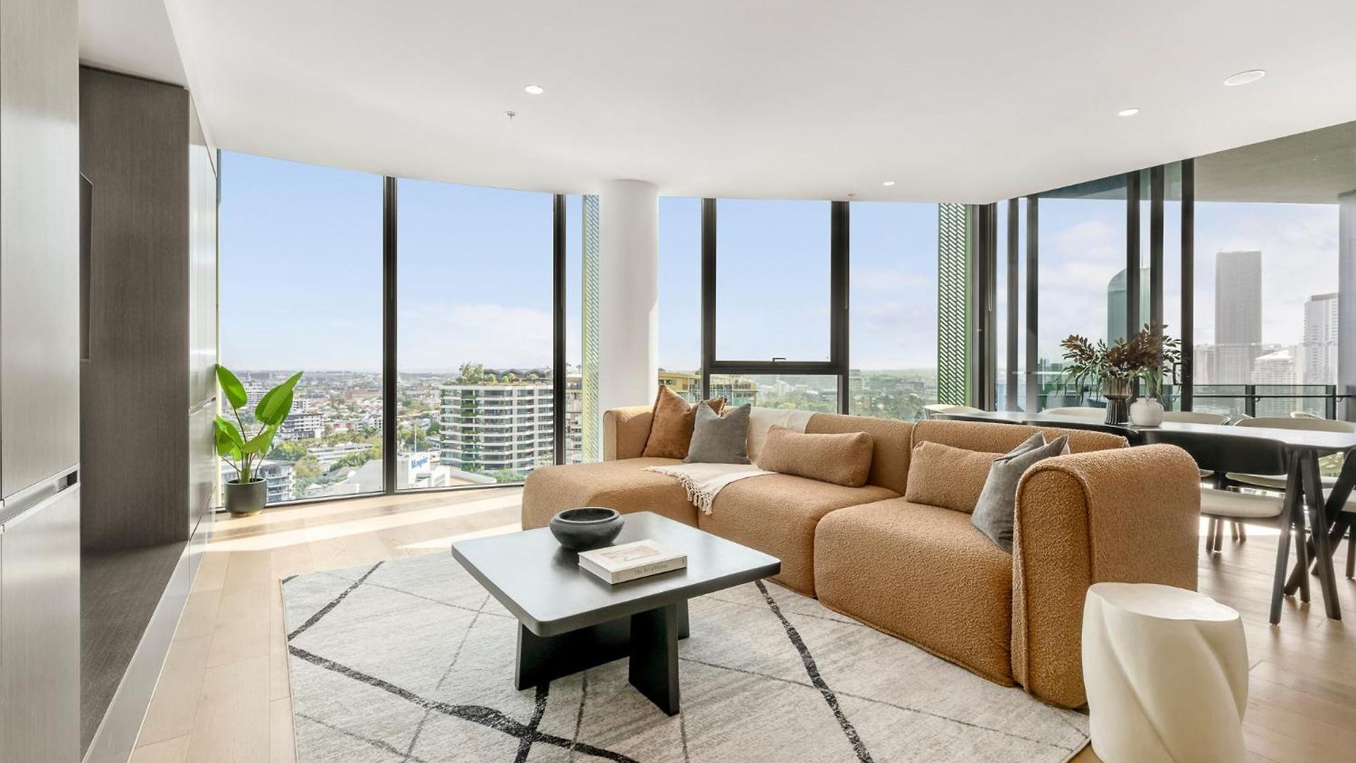 Kangaroo Point By Urban Rest * Brisbane