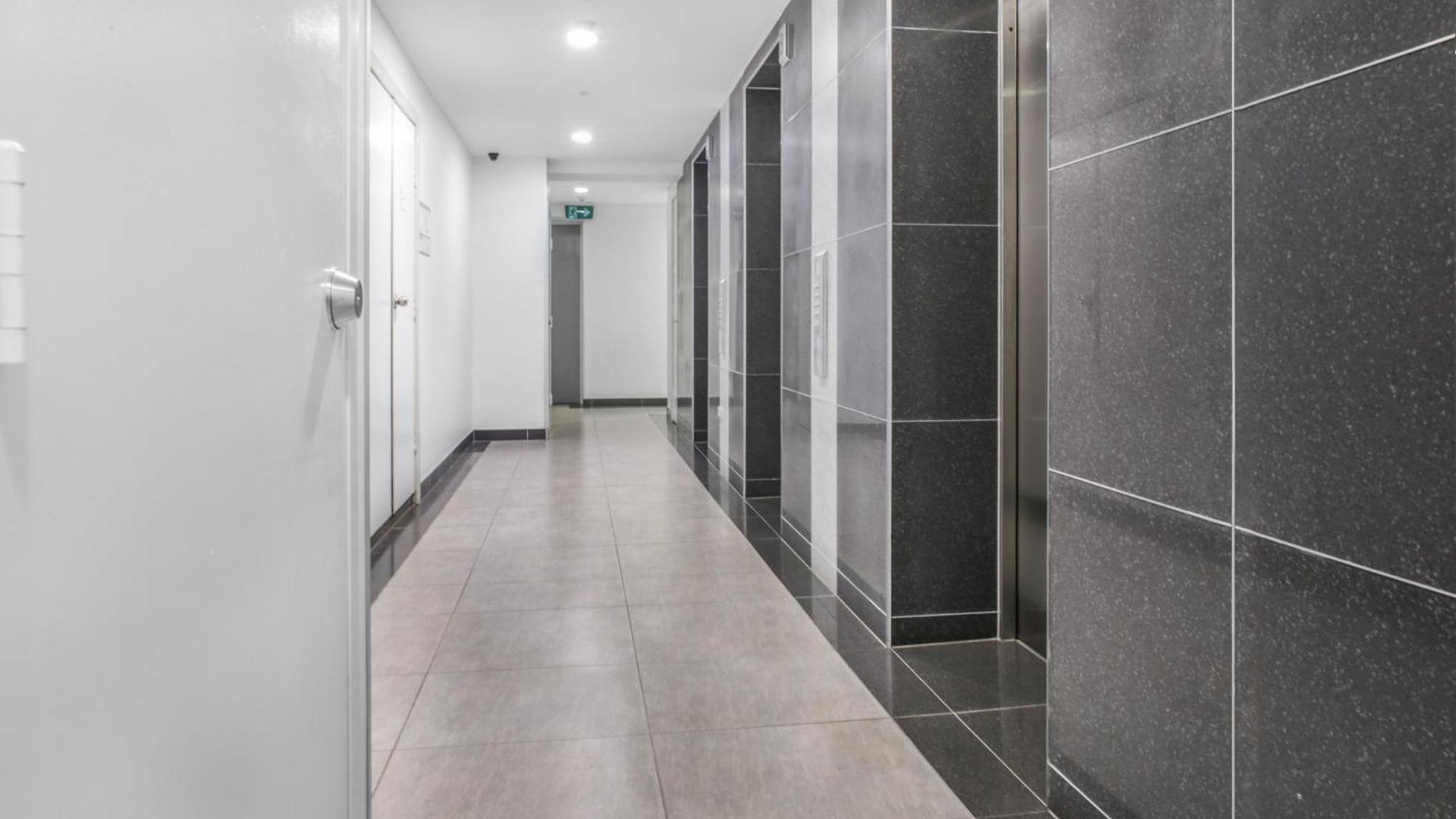 Apartment Cosy 1-bed With 41st Floor Views Pool & Gym *