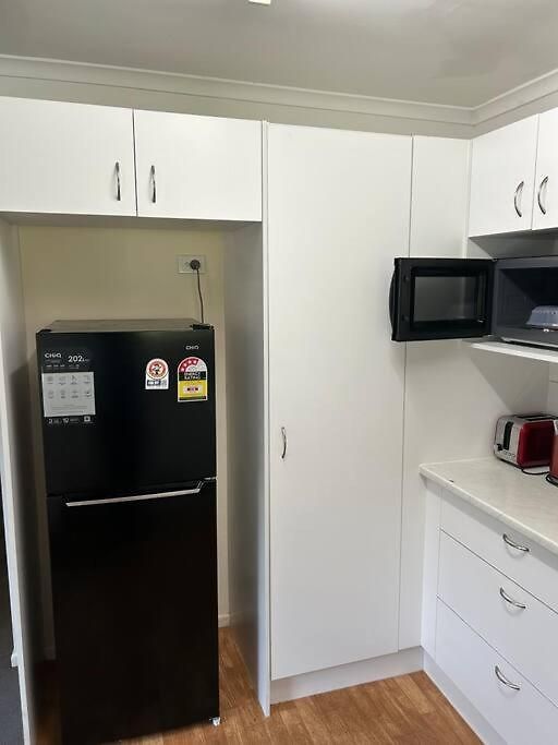 Family 3-bedroom Everton Hills Apartment